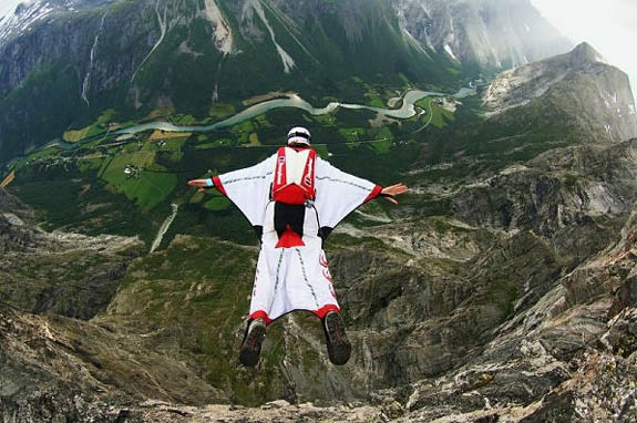 wingsuit-basejump